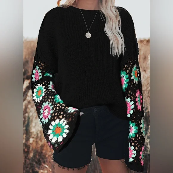 🔥🔥Black Floral Crochet Bell Sleeve Loose Top. - Picture 1 of 3